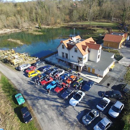 La Cascade Bed and Breakfast Estrée-Wamin Εξωτερικό φωτογραφία
